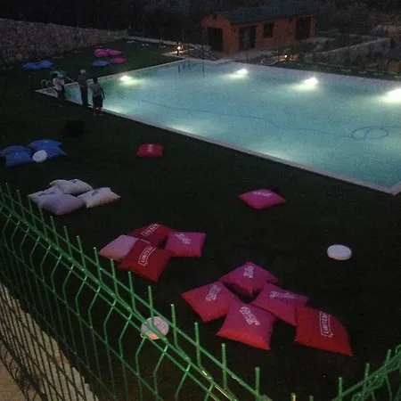 Villa Tomato *