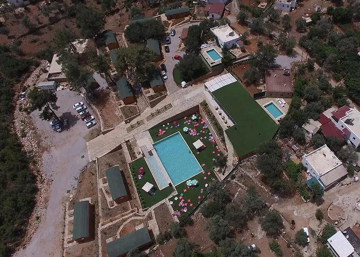 Villa Tomato *